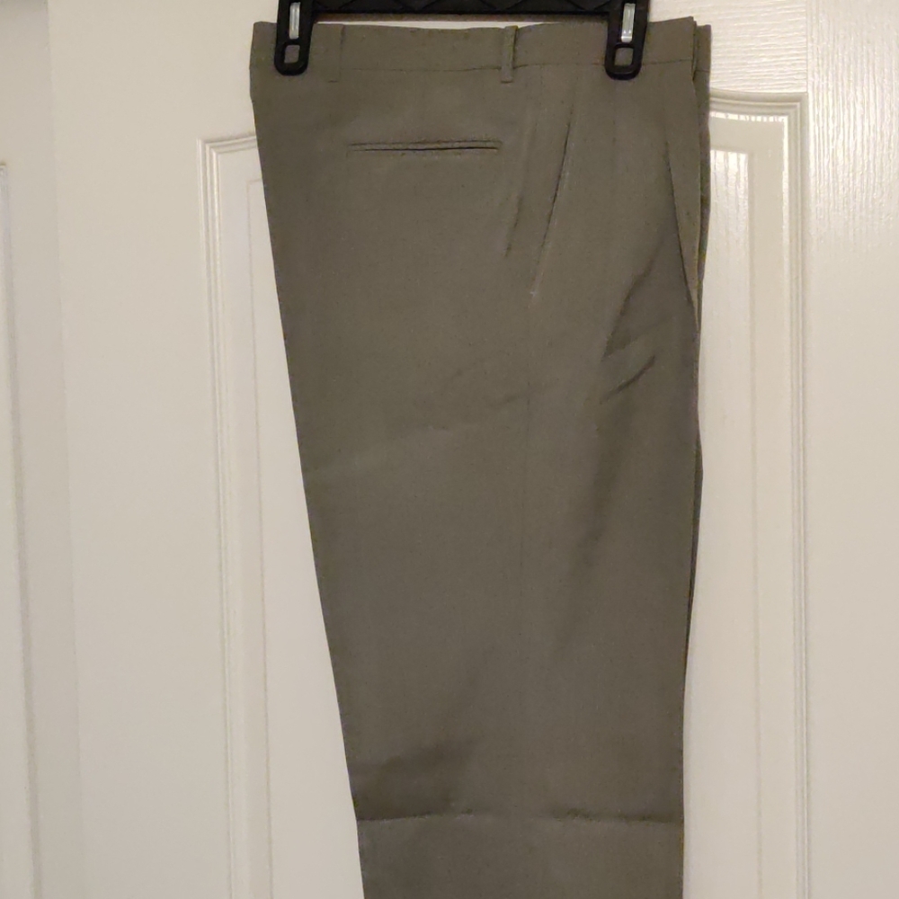 Custom Tailored Suit. - Picture 4 of 7